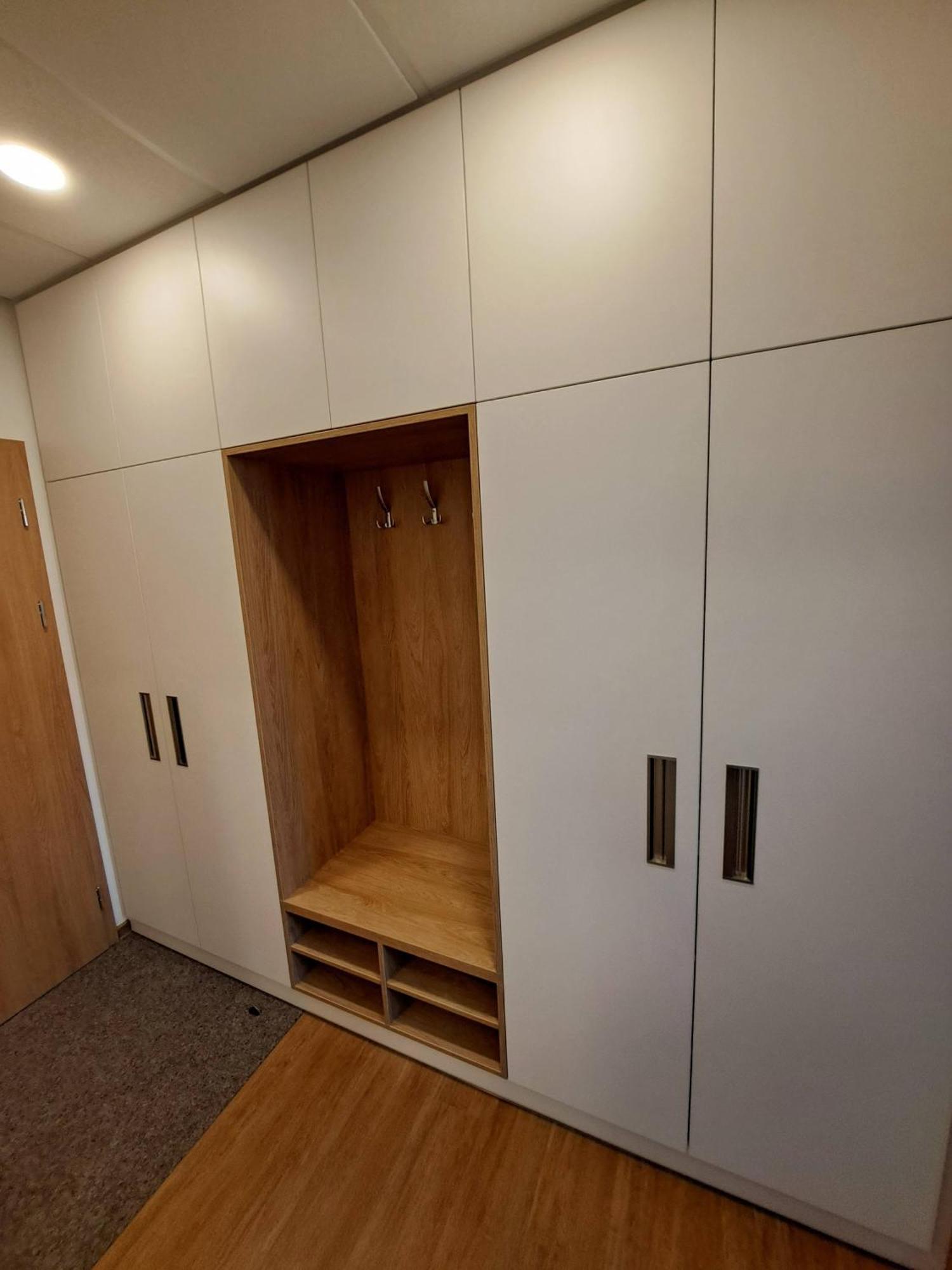 6Bits Apartments 耶塞尼克 外观 照片