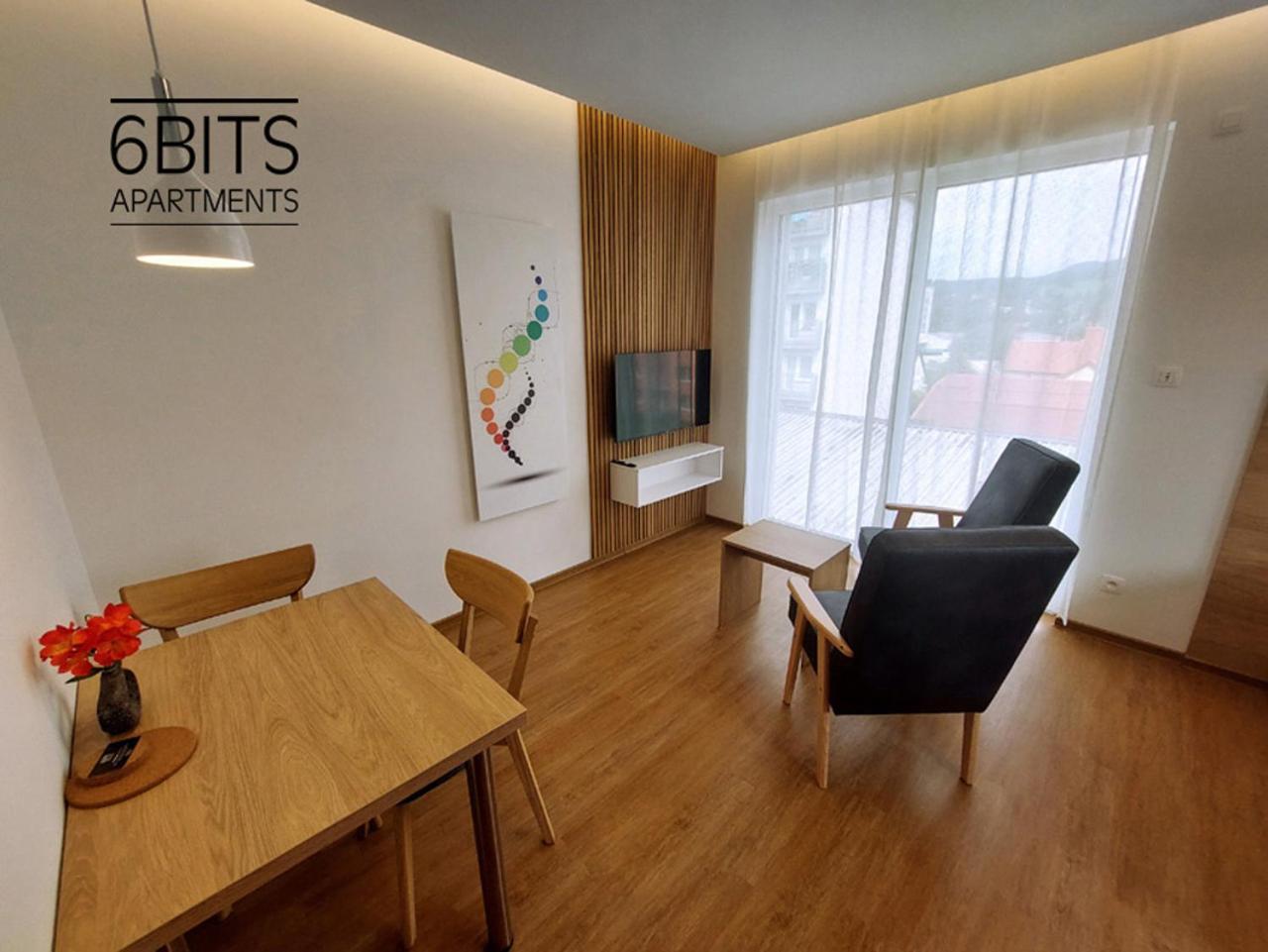 6Bits Apartments 耶塞尼克 外观 照片