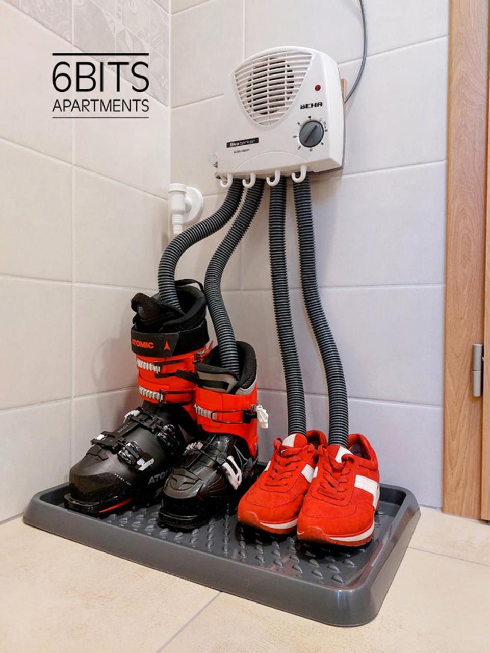 6Bits Apartments 耶塞尼克 外观 照片